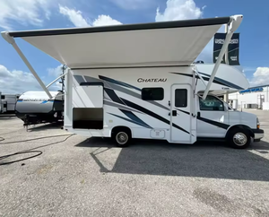 Autocaravanas y Remolques de Viaje T-h-o-r C-h-a-t-e-a-u 2-2-E-C Usados, Años 2023, 2024 y 2025 - Product Image 3