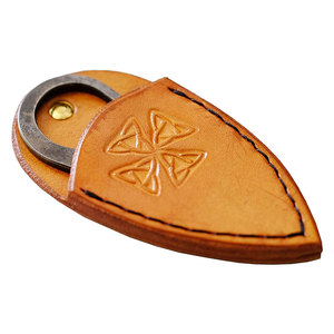 Pendentifs Couteau en Acier Carbone avec Logo Personnalisé, Breloques de Bijoux en Acier Inoxydable du Fabricant Professionnel, Couteau Médaillon Viking - Product Image 4