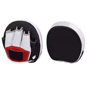 Protector de Muñeca de Cuero con Logotipo Personalizado, Correa Ajustable para Entrenamiento Profesional de Kickboxing y Artes Marciales, Venta Caliente - Product Image 4