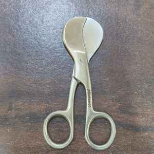 Tijeras manuales Mintex de acero inoxidable para cordón umbilical, instrumentos quirúrgicos básicos reutilizables de clase I, 4 pulgadas, certificación CE, para hospital - Product Image 1