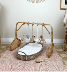 Meilleur prix qualité supérieure Design moderne rotin bébé activité jouer ensemble de gymnastique fait à la main rotin bébé jouer gymnastique anneaux suspendus chambre - Product Image 3