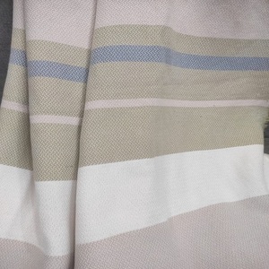 Couverture de lit à motif Jacquard en coton de qualité supérieure Textiles de maison doux et confortables écologiques Matériau chaud et durable - Product Image 1