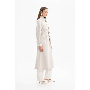 Manteau long imperméable à double boutonnage avec ceinture et détails en fourrure pour l'automne - Product Image 3