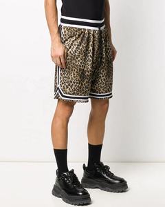 Nouveau short en coton design pour hommes couleur unie confortable anti-rides longueur quater avec poches latérales streetwear hommes shorts - Product Image 4