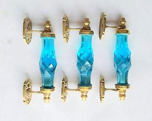 Tirador de puerta de latón cortado con cristal martillado de alta demanda para decoración del hogar y cajones de cocina de India - Product Image 3