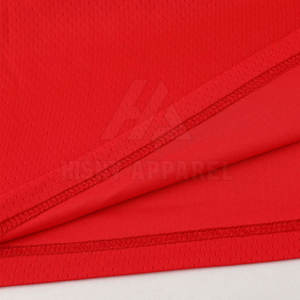 Uniforme de basket-ball en polyester 100%, tissu léger et respirant, idéal pour les mouvements rapides et les matchs intenses - Product Image 4