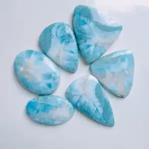 Larimar 원시 천연 블루 Larimar 조각 도매 거친 돌 가격 대량 제품 고급 제조 품질
