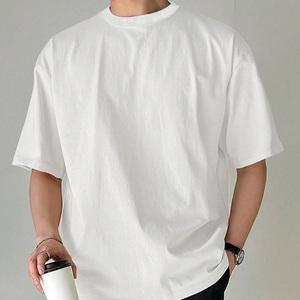 T-shirt oversize délavé à l'acide unisexe pour l'été avec impression personnalisée en tissu doux et broderie de logo pour les marques de mode - Product Image 3