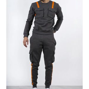 Colección Invierno 2025, Conjunto de Sudadera y Pantalones Deportivos Casuales Transpirables 100% Poliéster, Diseño Personalizado Impreso de Alta Calidad, Venta al Por Mayor - Product Image 4