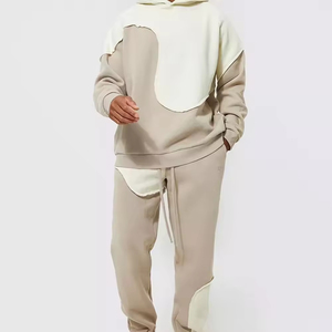 Survêtement d'hiver surdimensionné élégant pour hommes, survêtement à capuche de haute qualité avec logo de broderie en tissu respirant, survêtement surdimensionné pour hommes - Product Image 1