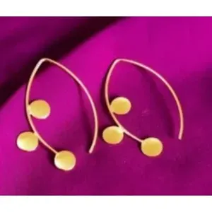 Pendientes Geométricos de Latón Chapado en Oro de 18K con Detalles de Perlas y Diamantes - Product Image 2