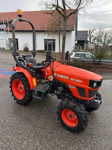 Vente de tracteur à roues Kubota EK1-261 d'occasion en excellent état avec composants moteur de marque renommée - Product Image 6