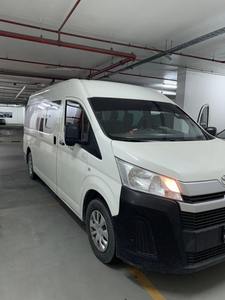 Autobús Usado Haice Toyota con Volante a la Izquierda, 13 Pasajeros, Autobuses de Segunda Mano, Minibús Toyota Hiace en Venta - Product Image 3