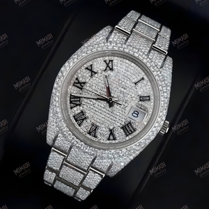 Montre élégante en moissanite avec un éclat supérieur et des détails glacés, conçue pour un style de luxe intemporel et une mode audacieuse - Product Image 1