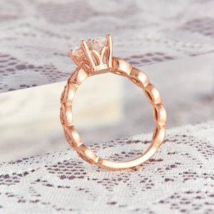 Compromiso Moissanite Stone Ring Sólido 925 Sterling Silver Minimalist Band Aniversario Boda Mujeres Joyería de plata Mayorista - Product Image 5