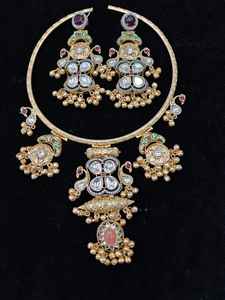 High Quality Bridal Kundan Stones <b>and</b> <b>Pearls</b> <b>Necklace</b> <b>Set</b> with <b>Earrings</b> for Wedding <b>and</b> Party Wear Fashion Jewelry <b>Sets</b> - Product Image 5
