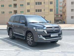 Usado, 2022, Tracción en las Cuatro Ruedas, Asientos de Cuero R18, Sedán con Control de Clima Adaptativo, Automático de 6 Velocidades, Motor V8 de 4.5L, Euro IV, Alta Calidad, Volante a la Izquierda - Product Image 3