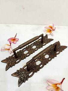 Poignées de porte en métal au design étonnant pour les fournitures de quincaillerie intérieure extérieure Poignées en laiton de haute qualité Fourniture de quincaillerie rustique - Product Image 2