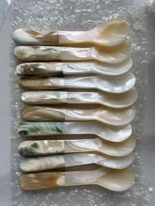 ชุดเสิร์ฟสลัดเปลือกหอย: แม่ของช้อนมุกและส้อม - Product Image 4