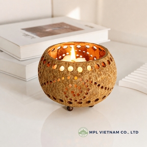 Vente en gros de porte-bougies en coquille de noix de coco du Vietnam, plusieurs motifs sculptés à la main, motifs perforés, lanternes en noix de coco écologiques - Product Image 2