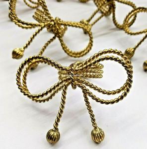 Anneaux de serviette en métal vintage, porte-serviettes en nœud papillon doré antique brillant pour les dîners de mariage, décoration de table - Product Image 4