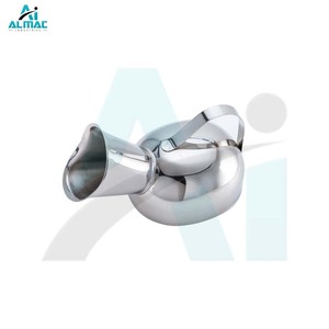 Orinal femenino de acero inoxidable ALMAC, ideal para hogares de ancianos, clínicas y hospitales, garantiza una limpieza fácil y un uso confiable - Product Image 1