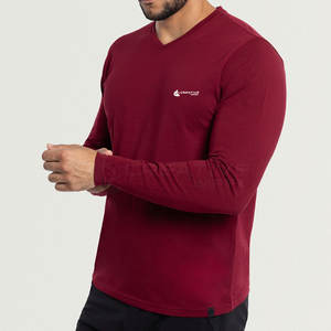 Camiseta de manga larga con cuello en V de alta calidad, perfecta para ropa informal, gimnasio, marca o obsequios de eventos - Product Image 3