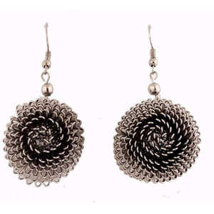 Boucles d'oreilles Urthn Fine Cuff Design Dangler oxydé pour femme - Product Image 1