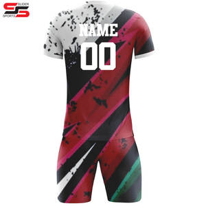 Vente en gros de maillots de football pour hommes personnalisés kit de football en polyester à séchage rapide avec de nouveaux uniformes pour vêtements de sport d'été - Product Image 2