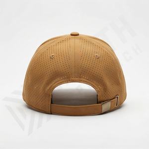 Casquette de sport de golf en polyester imperméable à 5 panneaux avec logo personnalisé, trous perforés au laser, casquette de baseball respirante, taille réglable - Product Image 2