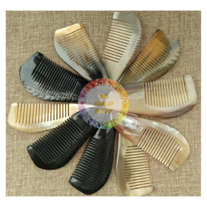 Peigne en corne de boeuf antistatique du Vietnam naturel Peignes de massage en corne de buffle à la mode-Caryln - Product Image 5
