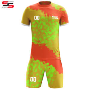 Uniformes de fútbol sublimados de fábrica de ropa deportiva, ropa de poliéster, nuevos kits de camisetas de fútbol para jóvenes personalizados para equipos - Product Image 6