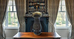 Vase à fleurs en laiton antique Bidri Nakkashi fait à la main - Écologique, résistant à la rouille, décoration pour la maison, le bureau, les mariages - Product Image 5