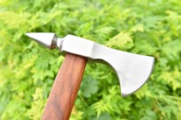 Tête de hache Tomahawk artisanale en acier inoxydable avec manche en bois de rose, idéale pour le camping en plein air, cadeau parfait pour les pères, les garçons d'honneur et les maris