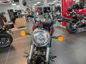 Pure Performance 2025-2026 Royals Enfields Meteor 350 349cc 1-cylindre Nouvelle Moto de Rue Expédition Porte à Porte - Product Image 2