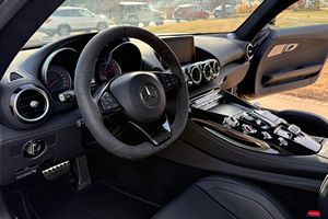 Mercedes-Benz AMG GT C Coupé d'occasion propre, année 2019 - Product Image 4