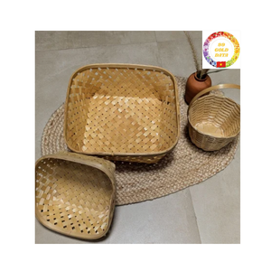 Venta al por mayor de cesta de almacenamiento de bambú de colores con asa cesta tejida a mano para Pascua Tet y regalos de Navidad - Product Image 4