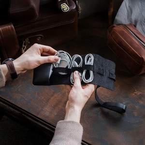 Organisateur de chargeur de rouleau de câble de luxe durable en cuir écologique pochette de voyage à cordon personnalisé LCH-0035C - Product Image 2