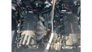 Bateau de luxe d'occasion 2022 Yamaha 252XE Twin 1.8L Inboard HO Engines 400HP avec ballasts, réservoirs, supports de wakeboard, remorque (104 heures) - Product Image 6