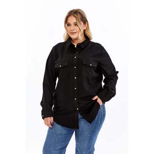 Camisa de Botones RMG para Mujer, Talla Grande, Mezcla de Tencel Negra, Blusa Informal de Corte Holgado y Cómodo - Product Image 2