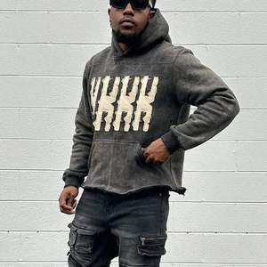 Sudaderas con capucha para hombre con diseño de bordado desgastado inverso/sudaderas con parche de sonrisa - Product Image 4