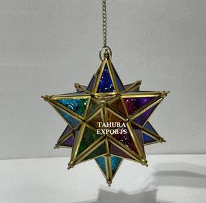 ที่แขวนแก้วรอมฎอนทันสมัยได้รับการออกแบบให้มีเส้นสายที่สะอาดและแสงสว่างผสมผสานสไตล์ร่วมสมัยกับความอบอุ่นในเทศกาลรอมฎอน - Product Image 2