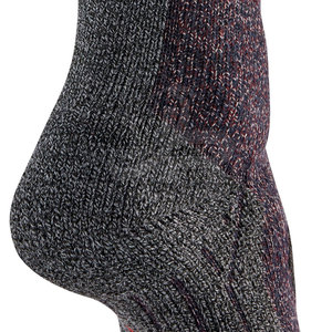 ถุงเท้ากีฬาคุณภาพพรีเมียม โพลีเอสเตอร์/คอตตอน ถุงเท้ากีฬาแบบยาวถึงเข่า สำหรับวิ่ง  รับสกรีนโลโก้ - Product Image 6