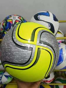 ลูกฟุตบอลหนังพีวีซีแบบมืออาชีพ พิมพ์โลโก้ตามสั่ง สำหรับกีฬา ผลิตในปากีสถาน ดีไซน์ใหม่ พร้อมที่ยิงลูกฟุตบอล - Product Image 6