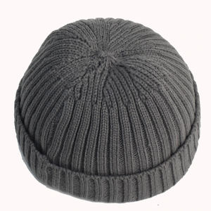 2025 Venta caliente gorros unisex sólido logotipo personalizado ropa de invierno gorros unisex hechos en Pakistán servicio OEM - Product Image 3