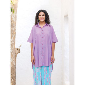 เสื้อเชิ้ตผ้าฝ้ายโมกราทรงโอเวอร์ไซส์ลำลองสีพื้นคอปกพับได้ - Product Image 1
