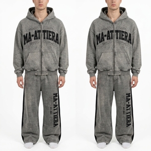 Conjunto de chándal de dos piezas para hombre, estilo vintage, con sudadera con cremallera y pantalones anchos. - Product Image 3