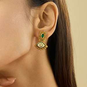 Boucles d'oreilles pendantes de style antique 182167 avec motif floral religieux tendance, en laiton, alliage de zinc, perle et diamant, pour mariages et fêtes - Product Image 2