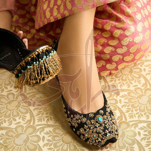 Nuevo Diseño Exclusivo de Khussa para Mujer, de la Mejor Calidad, con Adornos de Terciopelo, Antideslizante, con Suela Antideslizante - Product Image 3