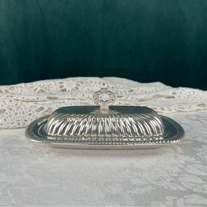 Fabuleux Design Forme Ronde Plat À Beurre En Métal Ustensiles De Cuisine Décoratifs À La Maison Beurrier à Vendre Admirable Look - Product Image 1